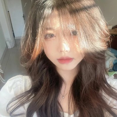 两女之间难为夫